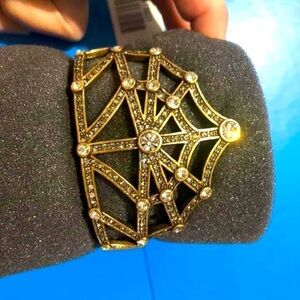 ⭐️ NIB Heidi Daus Dreamweaver Spider Web Hinged Cuff Bracelet